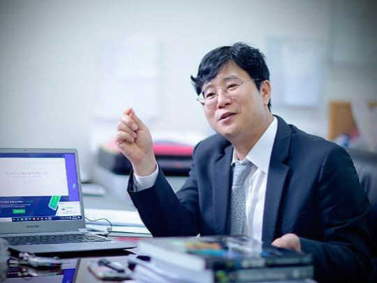 강세찬 경희대학교 교수. 제넨셀.